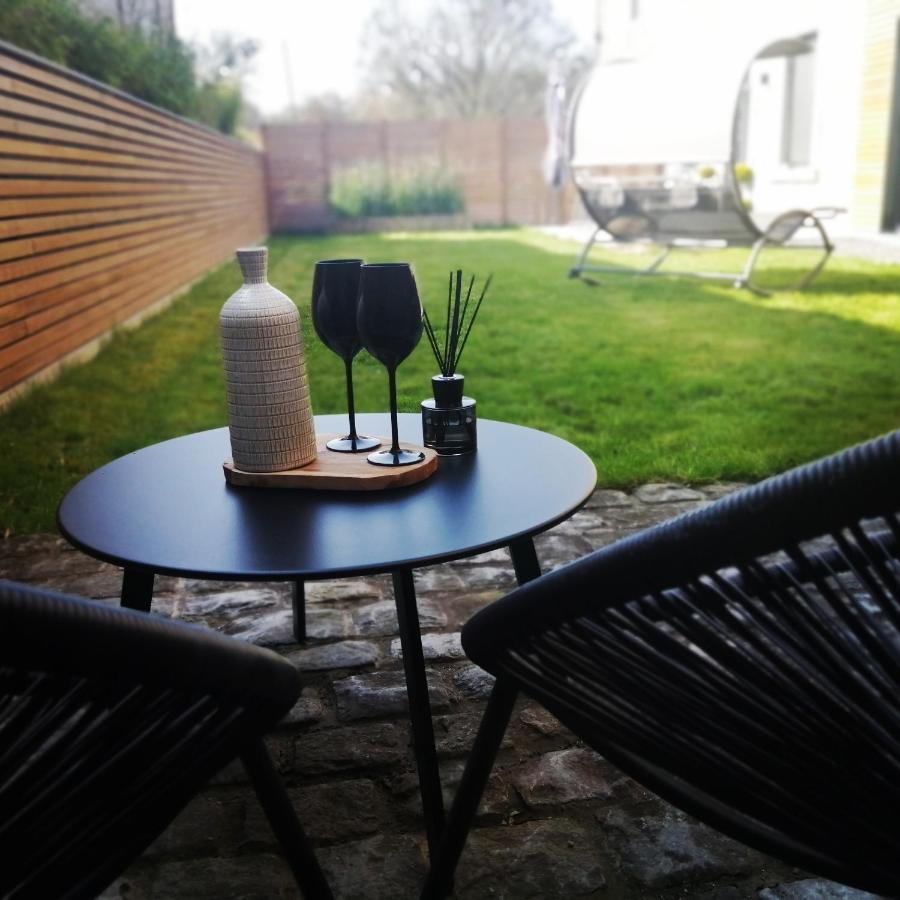 Ou Git Le Bocq Spa Privatif Ciney Exteriér fotografie